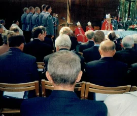 Msza święta przed Bramą Pamięci