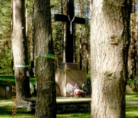 Krzyż na „Brackiej Mogile”