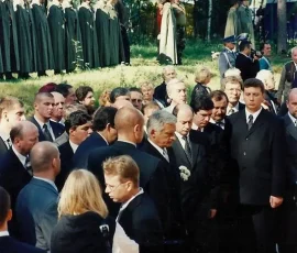 Delegacja z premierem Jerzym Buzkiem