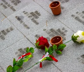 Indywidualne tabliczki epitafijne