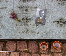 Indywidualne tabliczki epitafijne