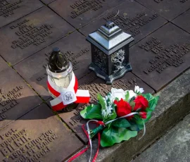 Indywidualne tabliczki epitafijne