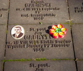 Indywidualne tabliczki epitafijne