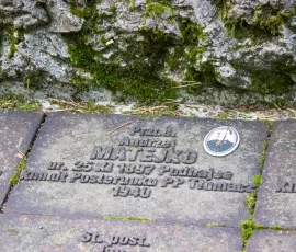 Indywidualne tabliczki epitafijne