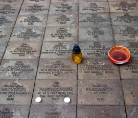 Tabliczki epitafijne