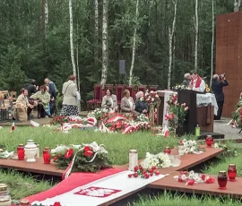 Rodziny Katyńskie przy Bratnich Mogiłach