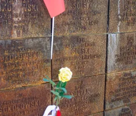 Indywidualne tabliczki epitafijne